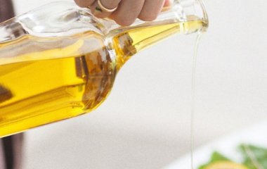 Названо просте масло від 