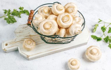 Топ-4 продуктів, які можна їсти на ніч і не товстіти
