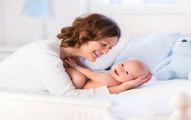 Гормони грудного вигодовування роблять маму щасливішою
