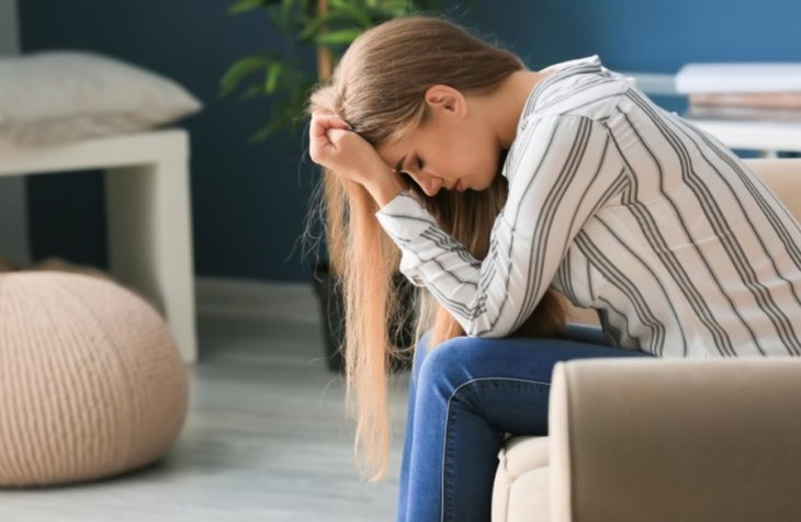 Если дома чувствуете себя плохо: 5 способов очистить помещение от негатива раз и навсегда