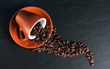 Лікар попередила про небезпеку кави та енергетиків при коронавірусі