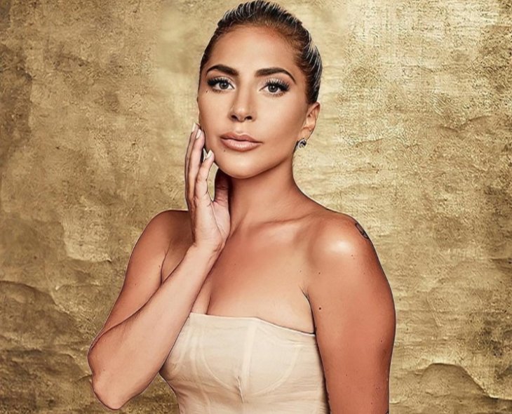 Как две капли воды: Леди Гага поделилась снимком с мамой