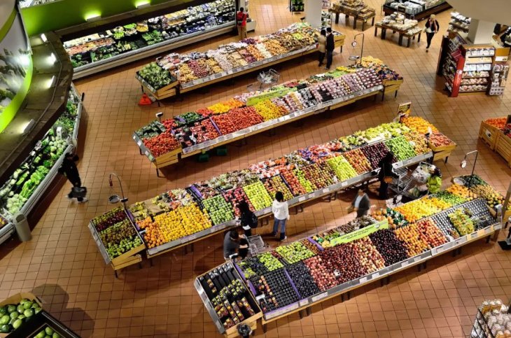 5 дорогих та марних продуктів, які ми купуємо