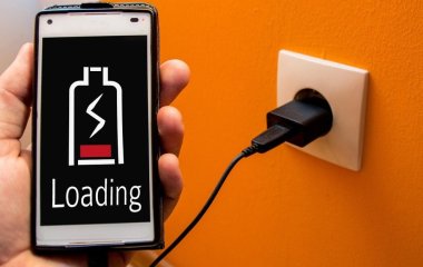 Що робити, якщо швидко сідає телефон: вимкніть цю функцію — і збережете 40% заряду батареї