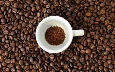 Диетолог предупредила любителей кофе об опасности напитка