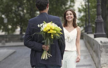 Как ухаживать за девушкой