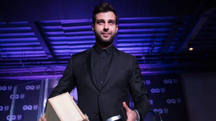 Иван Ургант постебался над Ольгой Бузовой, ставшей членом жюри КВН