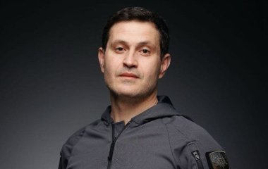 Ахтем Сеітаблаєв уперше показав нову обраницю-красуню після розриву з нареченою
