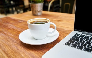 Лікар пояснила, коли пити останню порцію кави, щоб виспатися