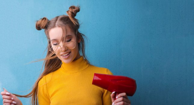 Маленький секрет, как сделать укладку дольше без лака для волос