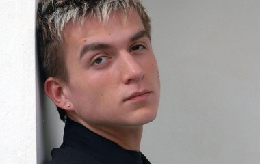 Влад Топалов поздравил возлюбленную с творческим успехом