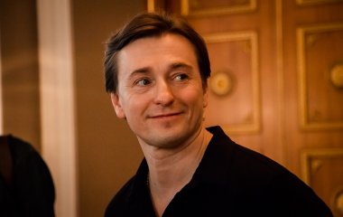 Сергей Безруков попал в прошлое
