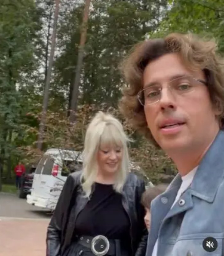 Алла Пугачева перешла на светлую сторону и стала платиновой блондинкой