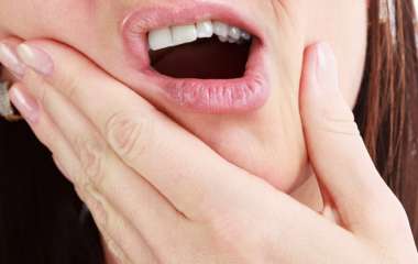 Доктор раскрыл признаки рака полости рта