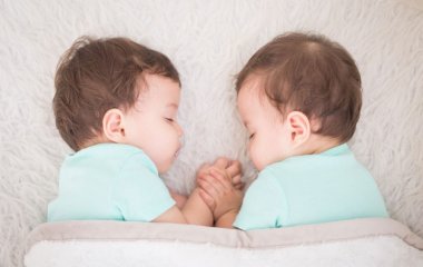 5 мифов о зачатии и рождении двойняшек