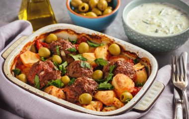 Полезный и быстрый ужин на всю семью: овощные тефтели с грибами