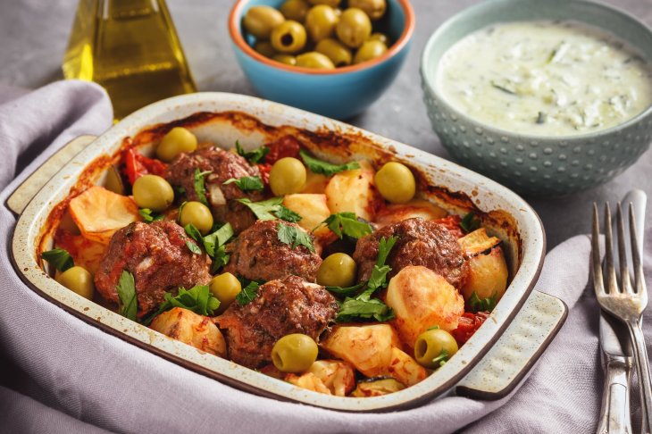 Полезный и быстрый ужин на всю семью: овощные тефтели с грибами