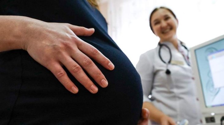 Ендокринолог вказала на небезпеку цукру для жіночого здоров'я