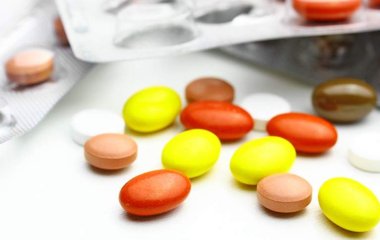 Дієтолог назвала вітаміни, що допомагають побороти стрес вітаміни