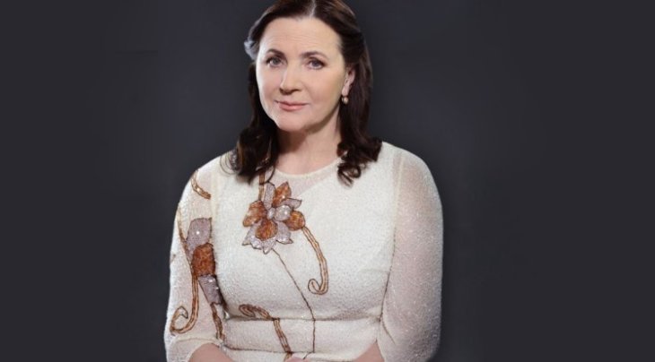 Нина Матвиенко мило станцевала со своей младшей внучкой
