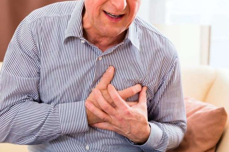 Ученые назвали симптомы перед внезапной остановкой сердца