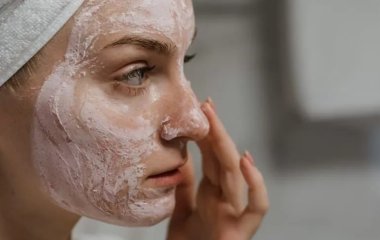 Як правильно доглядати шкіру обличчя в домашніх умовах