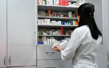 Фармацевт розкрила два способи заощадити на ліках