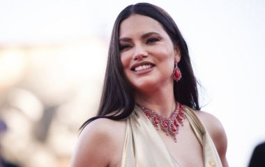 С голой спиной и в драгоценностях: супермодель Адриана Лима блистала в роскошных платьях на красной дорожке