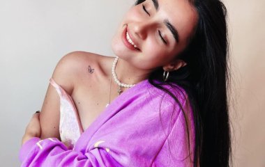 Анну Тринчер ограбили в закрытом купе в поезде 