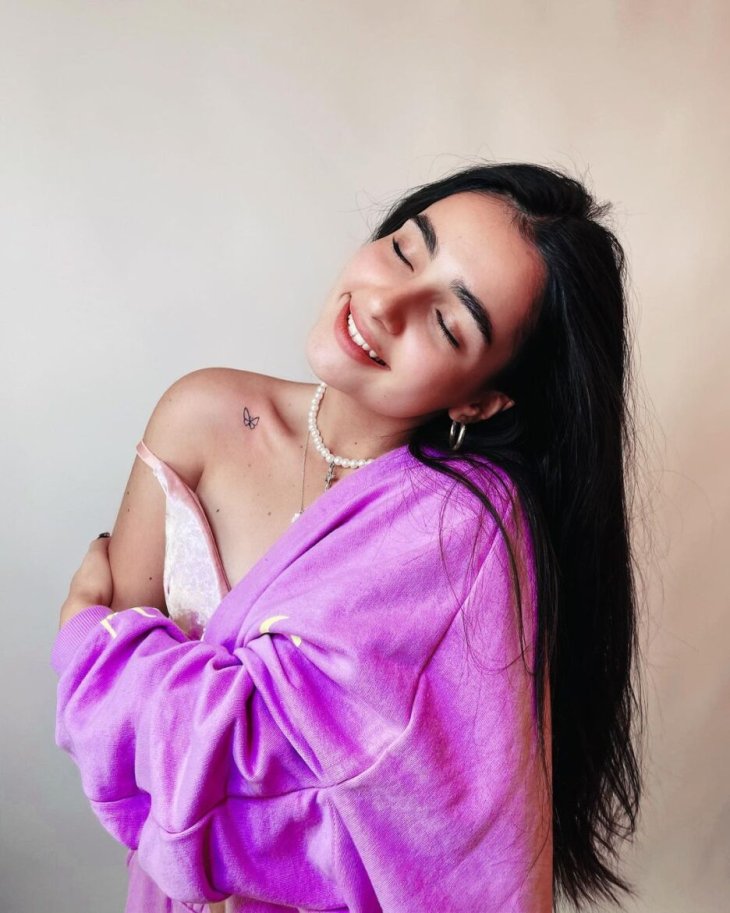 Анну Тринчер ограбили в закрытом купе в поезде 