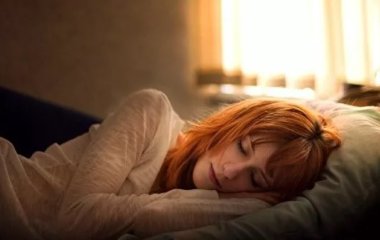 Сомнолог дав 5 порад для гарного сну під час самоізоляції