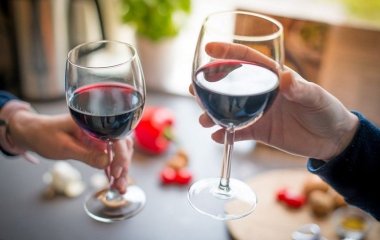 Фахівці пояснили чому різка відмова від випивки шкідлива для здоров'я