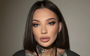 Жила з грудними імплантами у сідницях: учасниця 
