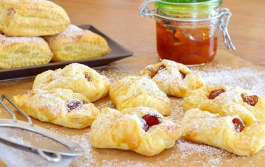 3 простых блюда из слоеного теста