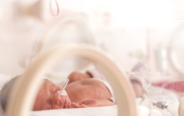 Болезни недоношенных детей: опасности и осложнения «фальстарта»