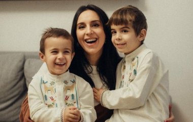 Джамала восхитила фото с сыновьями-красавцами и перед Новым годом обратилась к фанатам