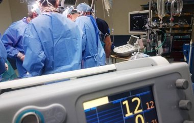 Нейросеть навчилася допомагати в установці штучного клапана в серці