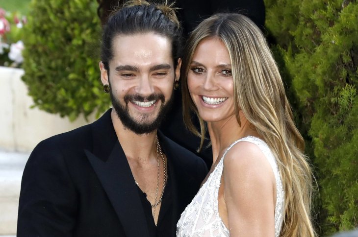 Хайди Клум с мужем Томом Каулитцем и детьми посетила музей в Берлине