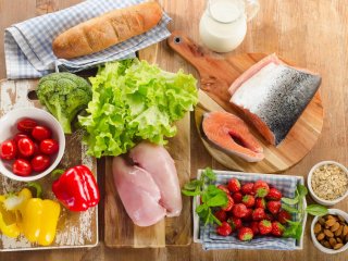 6 продуктов, которые максимально ухудшают проблемы с кишечником