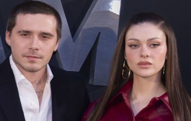 Бруклин Бекхэм трогательно поздравил жену с годовщиной отношений и удивил особым подарком