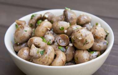 Как приготовить маринованные грибы: топ-3 рецепта