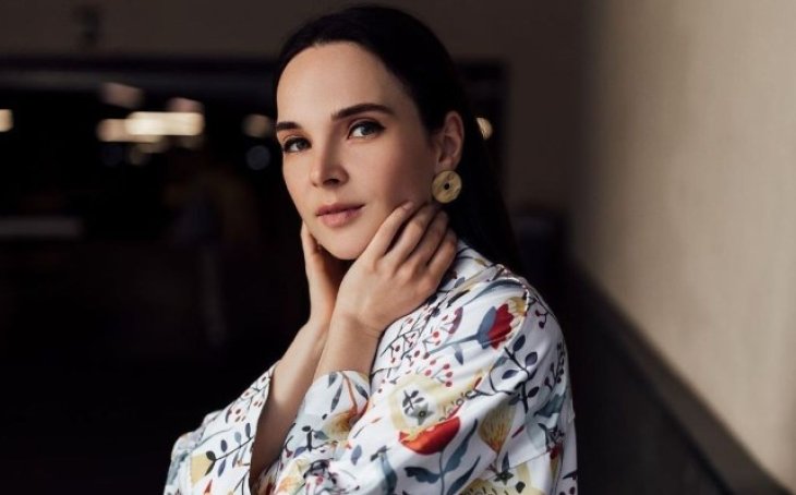 Жена Тимура Мирошниченко показала палату, в которой лежит с 2-летним сыном