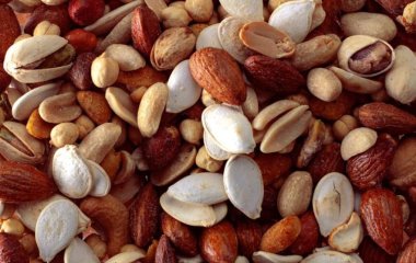 Медики назвали пять продуктов, которые помогают уменьшить симптомы СРК