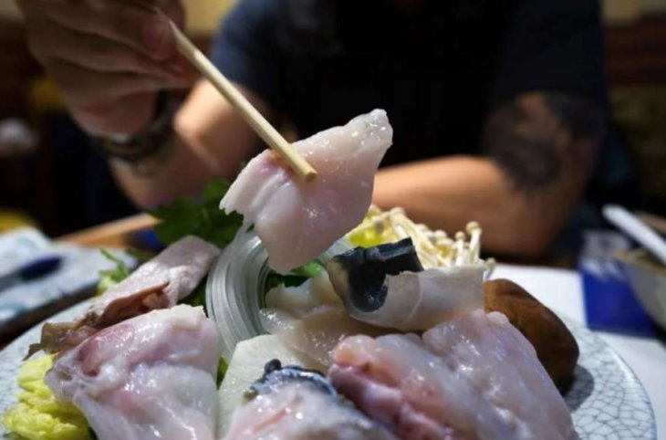 Медики назвали полезные продукты, которые могут вызвать отравление и даже смерть