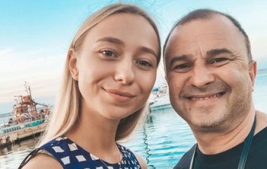 Молодая жена Павлика устроила публичные разборки из-за критики ее банкета