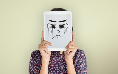 Медики объяснили, почему мужчинам полезно плакать