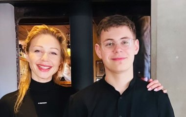 17-річний син Тіни Кароль під час її концерту з'явився на сцені і зворушив вчинком