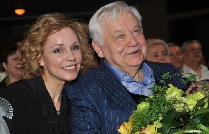 «Любовь в каждом кадре!»: редкие фото Зудиной с Табаковым и детьми растрогали поклонников