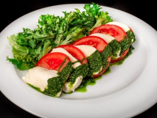 Рецепт запеченных помидоров с моцареллой