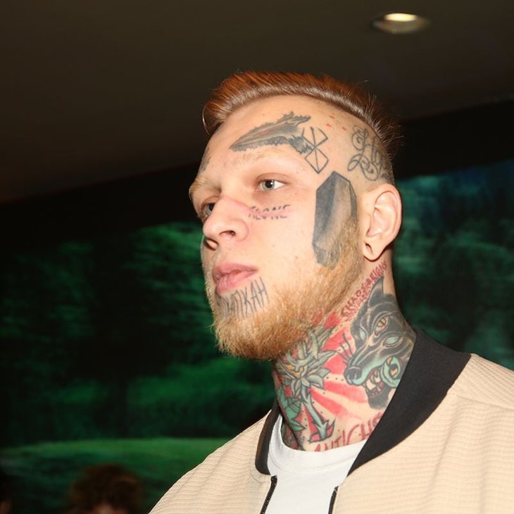 «Вкололи парафин в плечи»: сын Яковлевой набрал массу и потряс своим видом